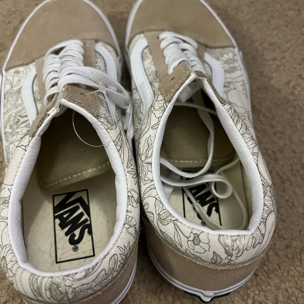 Vans women’s size 10